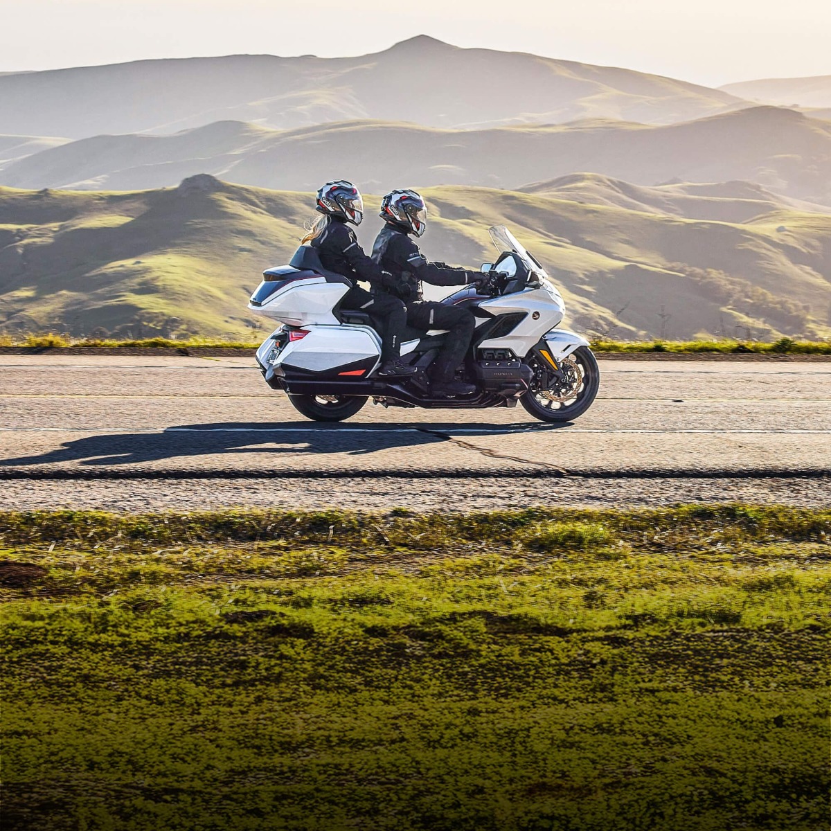 Touring Honda_Motorcycle_Product_Category_Banners_Square_Touring_2000_x_2000