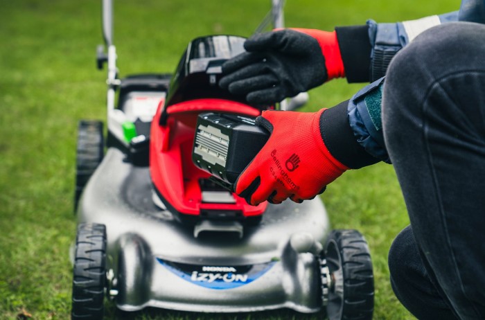 hrg466_mower_product_page_gallery_img6_1500x990-min